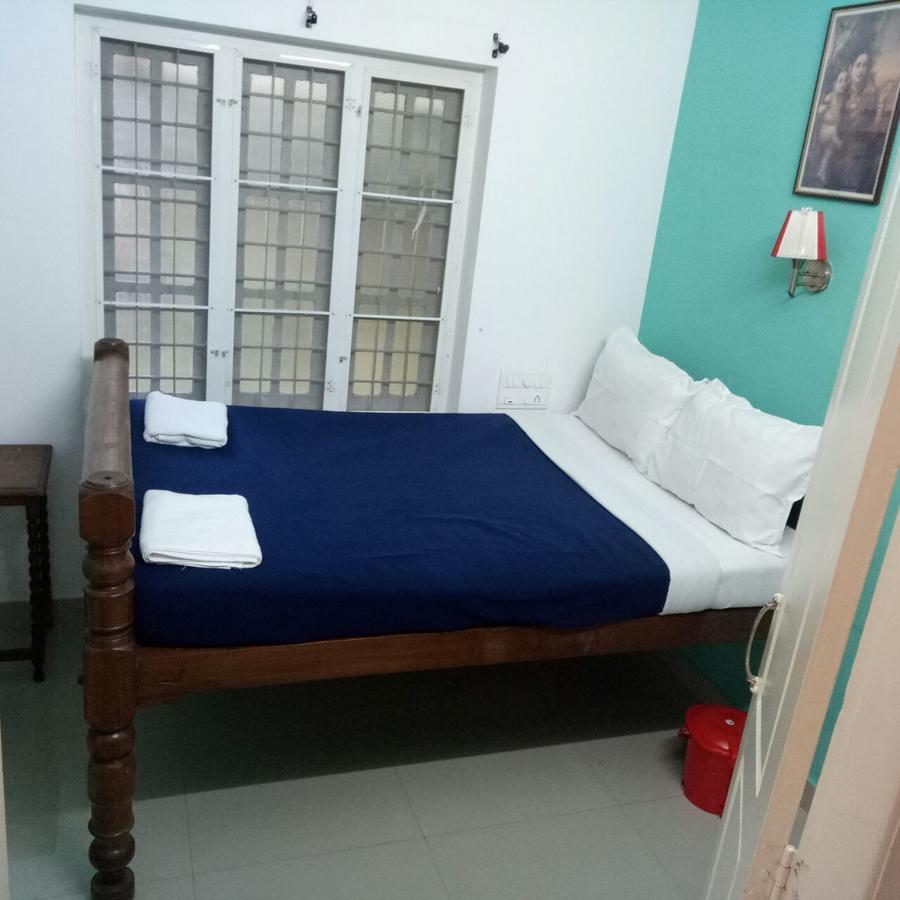 Seaway'S Inn Kochi Ngoại thất bức ảnh