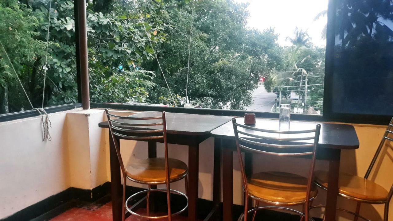 Seaway'S Inn Kochi Ngoại thất bức ảnh